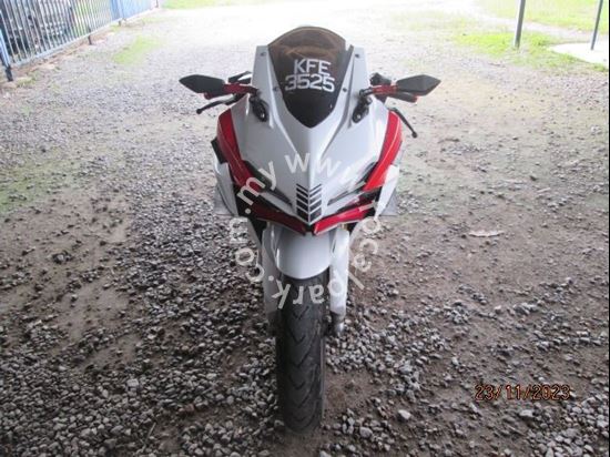 Picture of HONDA CBR 250R ABS